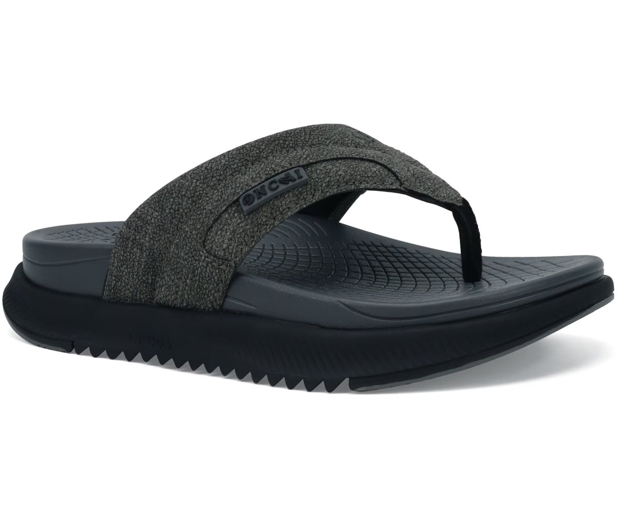 ONCAI Mens Flip Flops with Arch Support Summer Beach Pool Walking Sandals with Outdoor Yoga Mat Non-slip Cushion Thick Rubber Soles Size 7-14